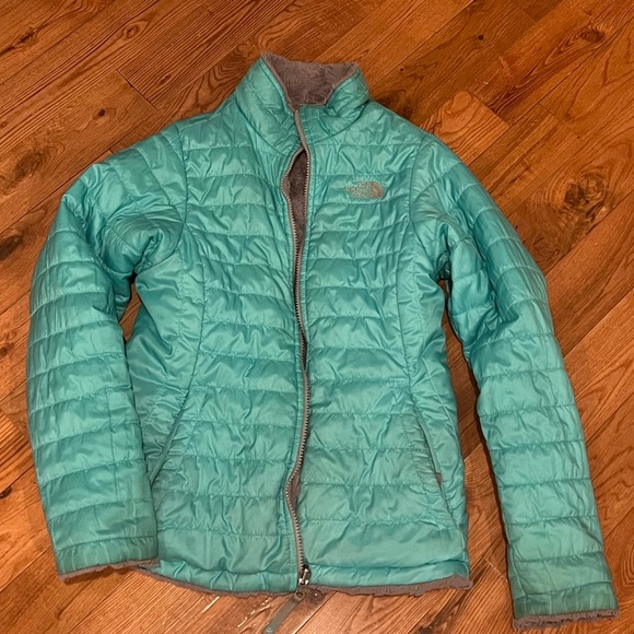 The North Face Reversible Jacket - Picture 1 of 8
